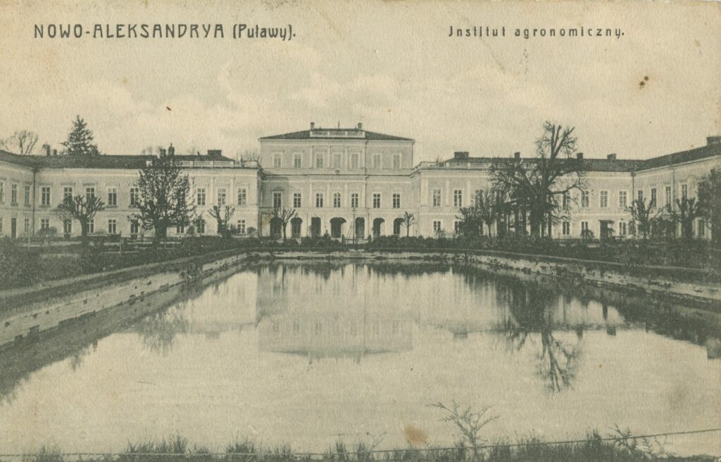Czartoryski Palace, former seat of the Institute of Farming and Forestry, early 20th century